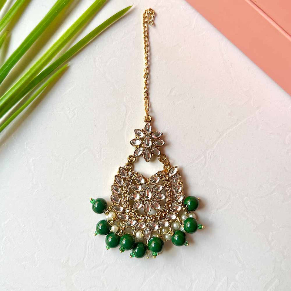 Sameera Earrings/Teeka Set (Green)